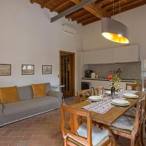 https://classy-apartment-hosted-by-sweetstay.it-tuscanyhotel.com